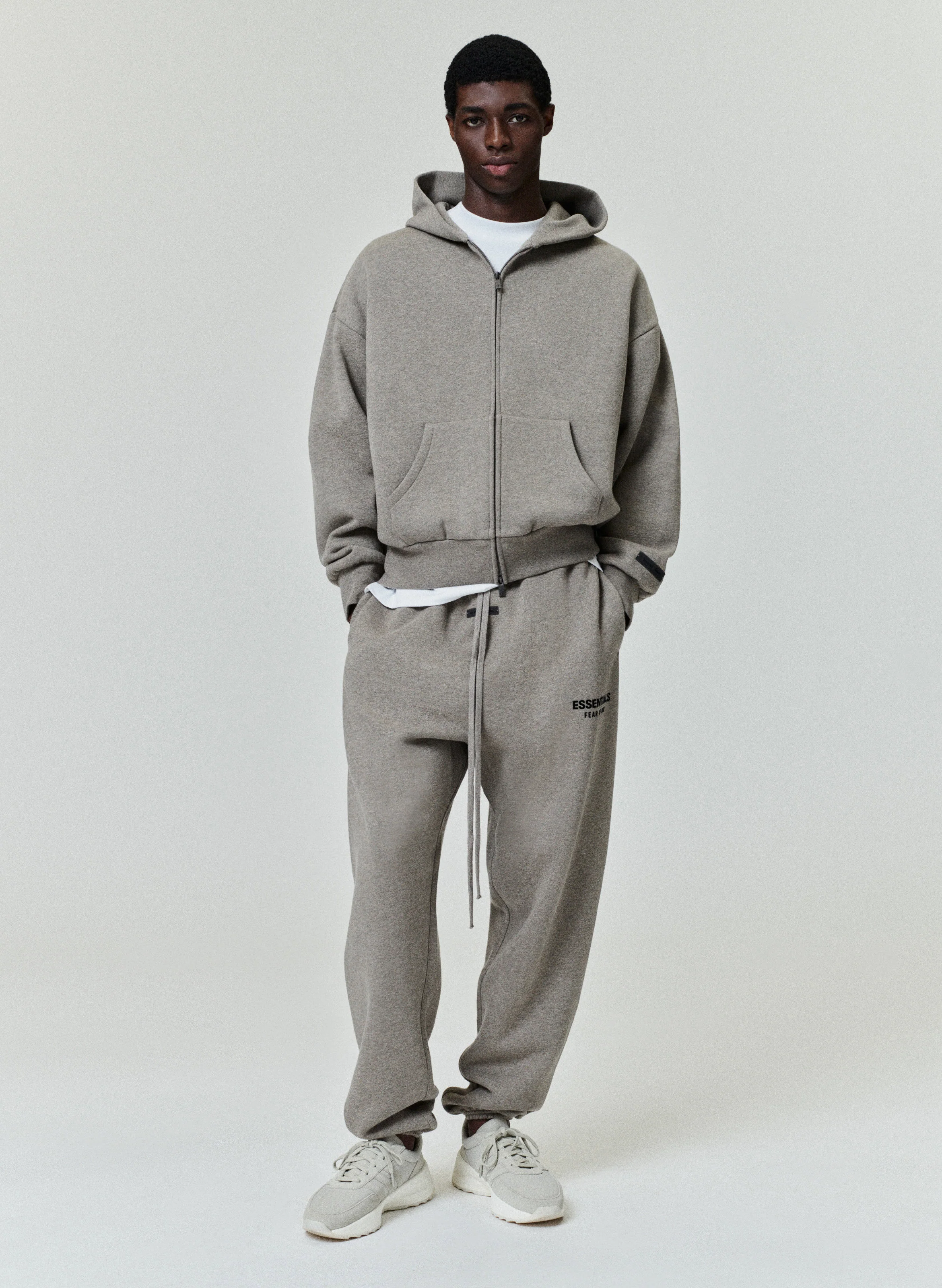 Essentials FW25 Classic Zip-Up Hoodie - Image 2