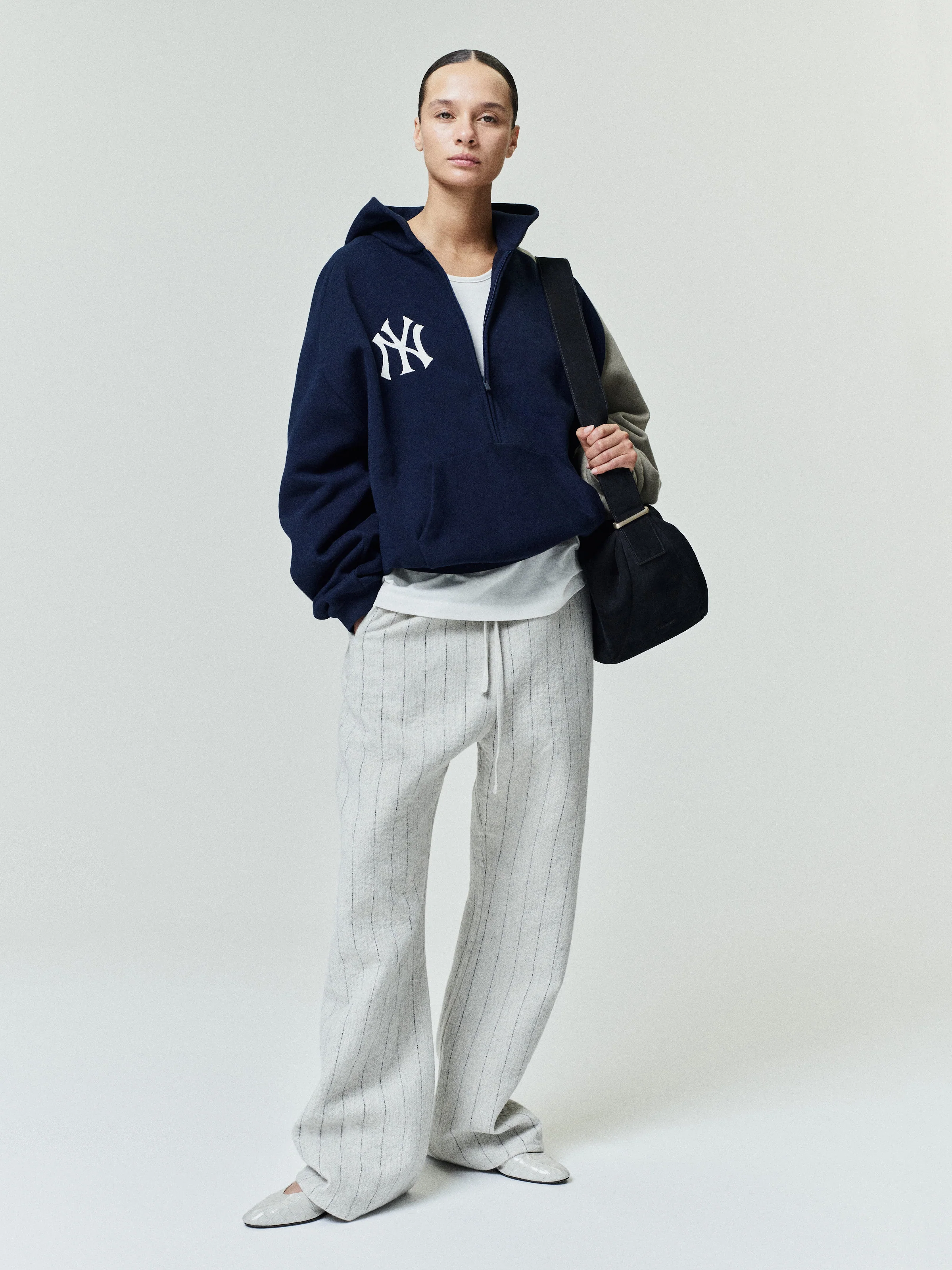 Yankees Raglan Half Zip Sport Hoodie - Image 9